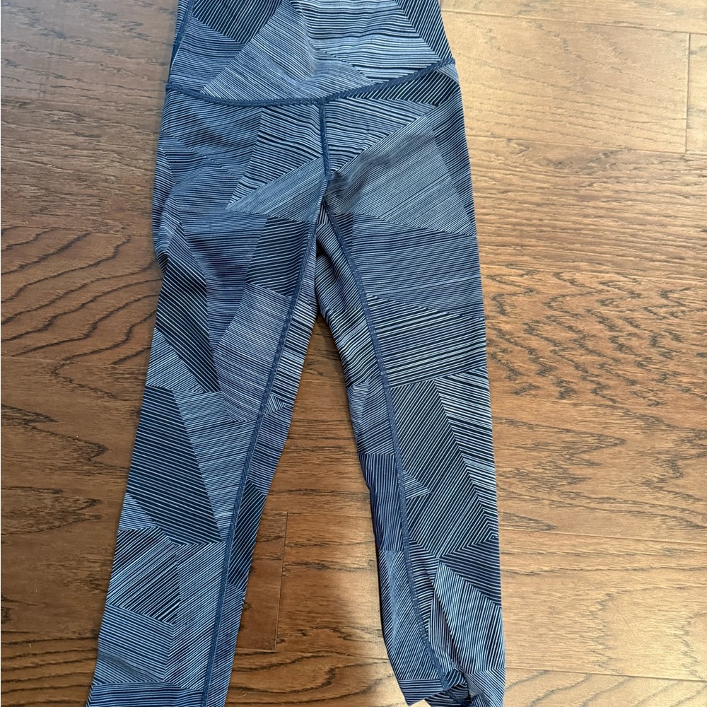 LULU Geometric Patterned Leggings
